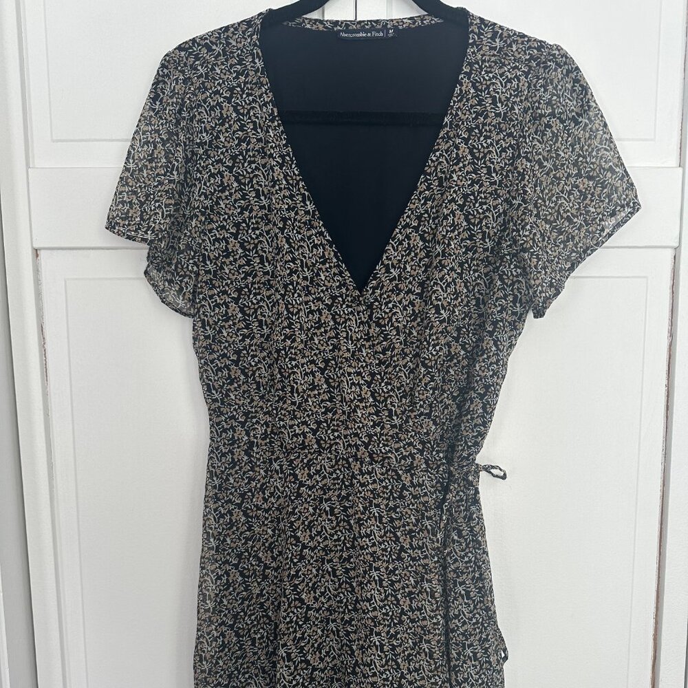 Abercrombie & Fitch Wrap Dress, Size Medium
